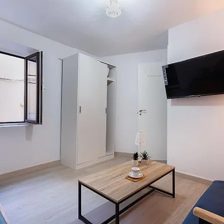 Holiday home Minicasa En Pleno Casco Antiguo